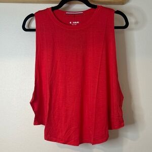 NWT FOURLAPS CRIMSON CURVE TANK